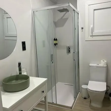 アパート Piso Deluxe Con Balcon Cerca Del Casco Viejo ビルバオ